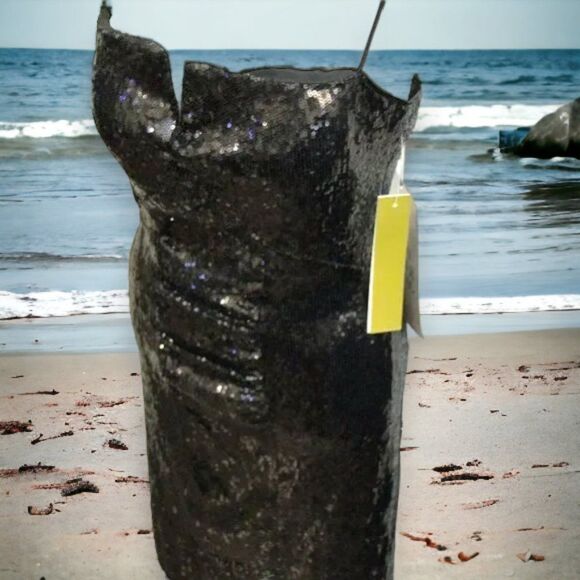 NWT Nicole Miller Black Sequin Dress - Size: 4 - Picture 2 of 4